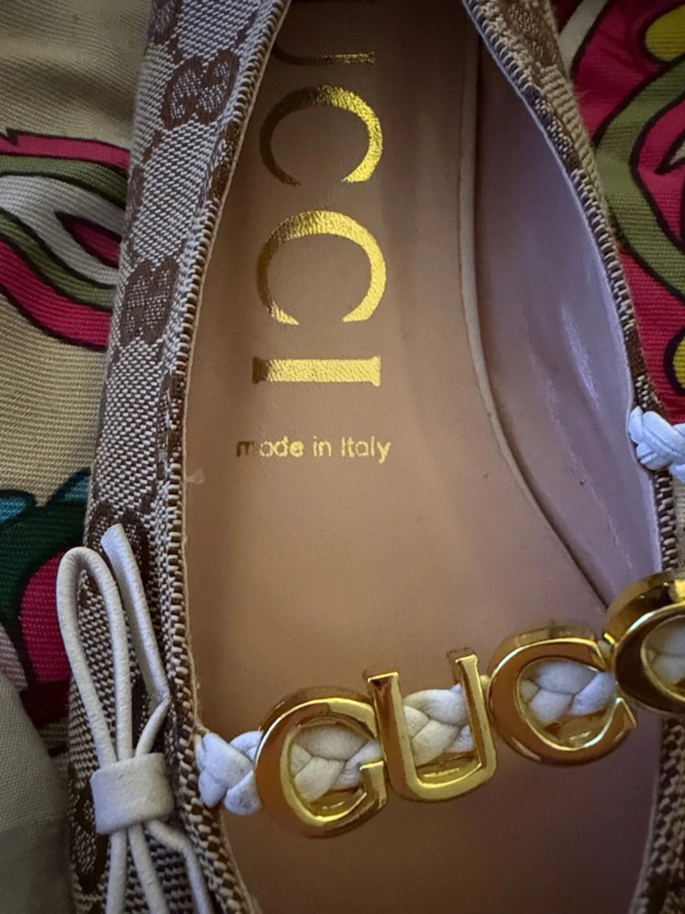 Gucci Beige/Brown GG Canvas Pointed Toe Flats with Gold Logo - Picture 4 of 4